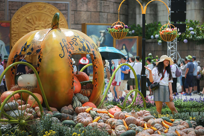 Sau Vũ hội Ánh Dương, Bà Nà lại có show diễn Halloween cực chất