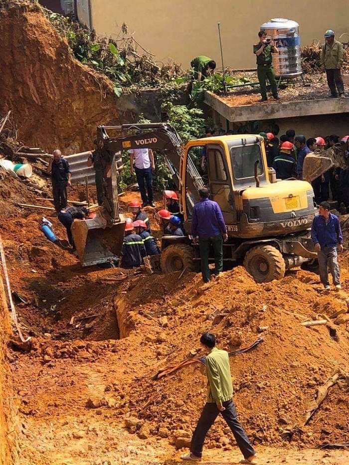 Sập công trình ở Phú Thọ, nhiều người thương vong