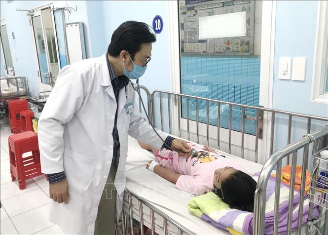 Cách nhận biết sớm sốt xuất huyết ở trẻ để điều trị kịp thời