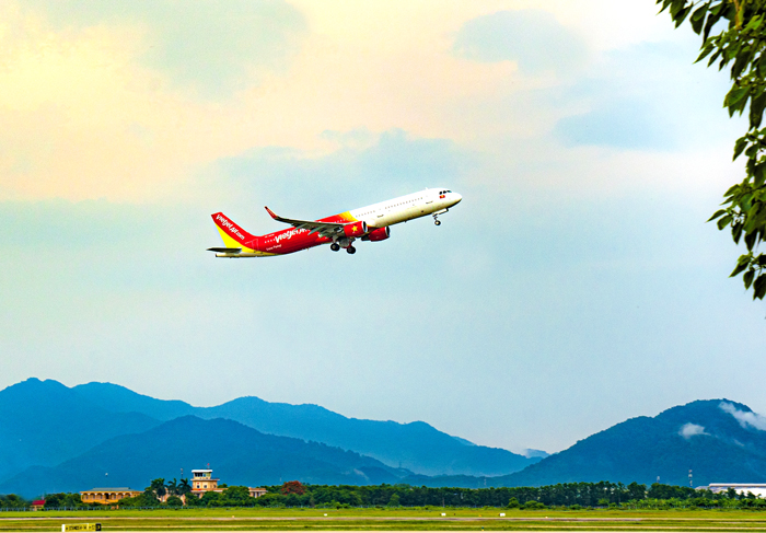 Vietjet mở lại c&aacute;c đường bay thường lệ tới Đ&agrave; Nẵng