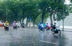 bac bo cung nhieu khu vuc tren ca nuoc co mua rao va dong