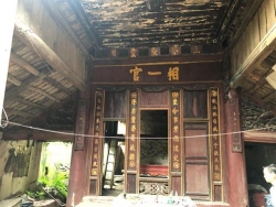 dinh hien le sap moi quan tam van nam tren giay