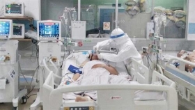 Hy hữu cụ bà 101 tuổi có tiền sử huyết áp và suy thận, từng phải thở máy, đã chiến thắng Covid-19