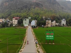 tao dong luc thuc day du lich ban lac mai chau vuon xa