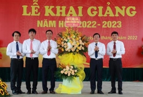 vinh phuc hon 350 ngan hoc sinh cac cap tung bung den truong khai giang nam hoc moi 2022 2023
