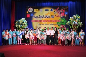 tet trung thu cho benh nhi dang dieu tri tai benh vien