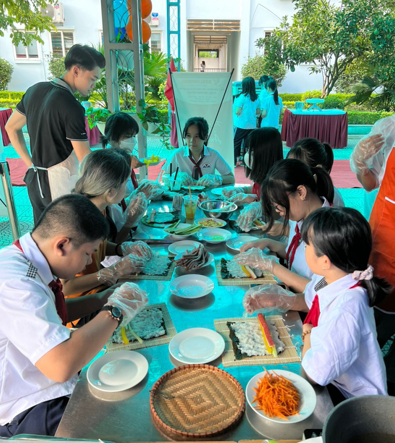 Trường THCS Đ&ocirc; thị Việt Hưng (Long Bi&ecirc;n, H&agrave; Nội): Gi&aacute;o dục học sinh ph&aacute;t triển to&agrave;n diện c&oacute; kỹ năng sống, năng động, s&aacute;ng tạo trong nh&agrave; trường