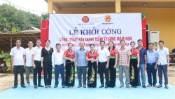 clb nha bao thanh hoa ho tro 300 trieu dong xay dung diem truong mam non