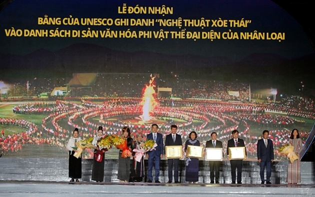 &ldquo;Nghệ thuật X&ograve;e Th&aacute;i&rdquo; được ghi danh v&agrave; đ&oacute;n nhận bằng của UNESCO