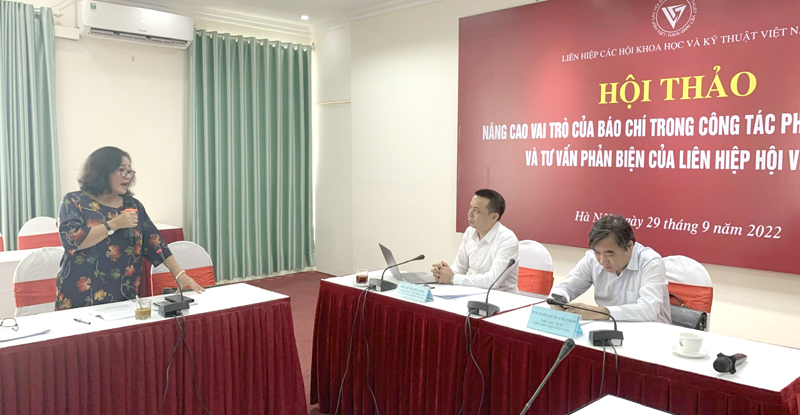 Nâng cao vai trò báo chí trong phổ biến kiến thức và tư vấn phản biện
