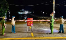 ha tinh mua lon keo dai gay ngap lut va sat lo dat