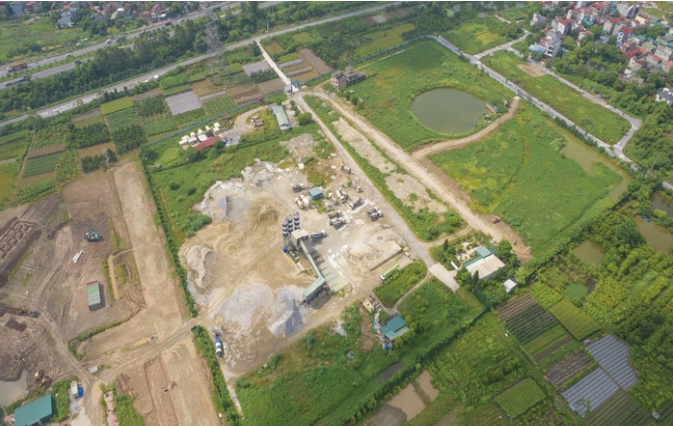 Bắc Ninh: Người dân “kêu trời” vì trạm trộn bê-tông trái phép giữa dự án bệnh viện nghìn tỷ gây ô nhiễm môi trường