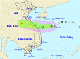 ap thap nhiet doi tien vao dat lien cach tinh quang binh da nang 450km gay mua lon