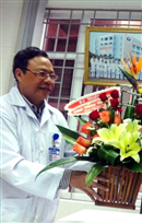 vu bac si pho khoa bi phat vinoi xau bo truong y te thu hoi quyet dinh xu phat xin loi bac si hoang cong truyen