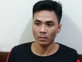 ha tinh bat giu doi tuong van chuyen can sa di tieu thu
