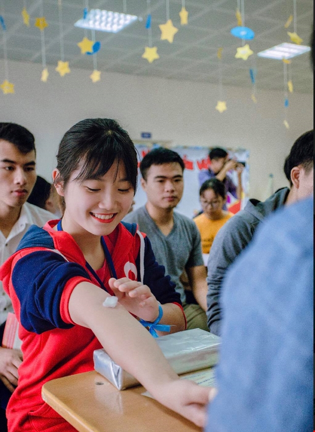 Từ 01/11, người hiến máu tình nguyện nhận quà tặng là các dịch khám chữa bệnh