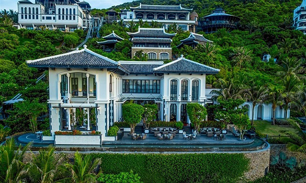 Tạp chí Mỹ Condé Nast Traveler vinh danh InterContinental Danang Sun Peninsula Resort là “Khu nghỉ dưỡng tốt nhất châu Á”