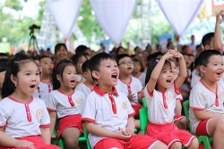 sua hoc duong gop phan cai thien the trang cua tre em viet nam