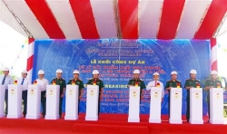 khoi cong du an xu ly dat nhiem dioxin tai san bay a so thua thien hue
