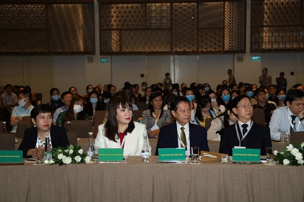 &Ocirc; nhiễm kh&ocirc;ng kh&iacute; l&agrave; th&aacute;ch thức trong chuy&ecirc;n ng&agrave;nh da liễu