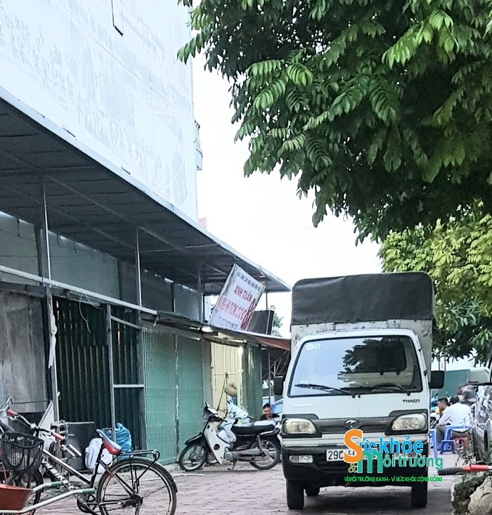 Thị trấn Trâu Quỳ, Gia Lâm (Hà Nội): Nhà siêu mỏng ngang nhiên tồn tại