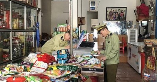 Xử lý nghiêm những trường hợp lợi dụng bão lụt để găm hàng, tăng giá