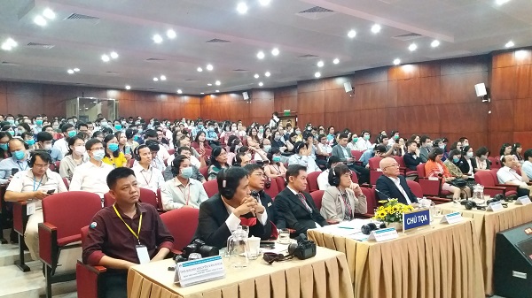 Bệnh viện Răng H&agrave;m Mặt Trung ương TP.HCM: N&acirc;ng cao kiến thức, kỹ năng thực h&agrave;nh cho y b&aacute;c sỹ