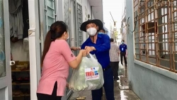 khanh hoa an toan den dau noi long den do va tung buoc khoi phuc phat trien kinh te xa hoi