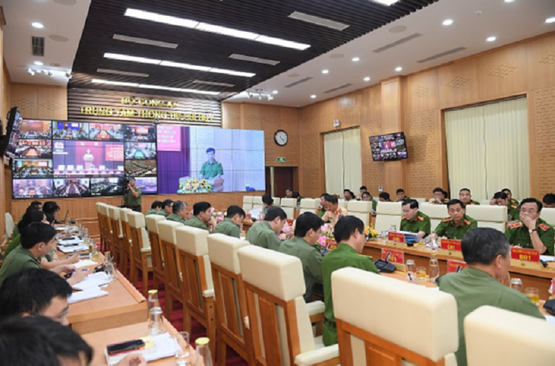 Tăng cường các biện pháp đấu tranh với tội phạm có tổ chức, tội phạm xuyên quốc gia và tội phạm “tín dụng đen”