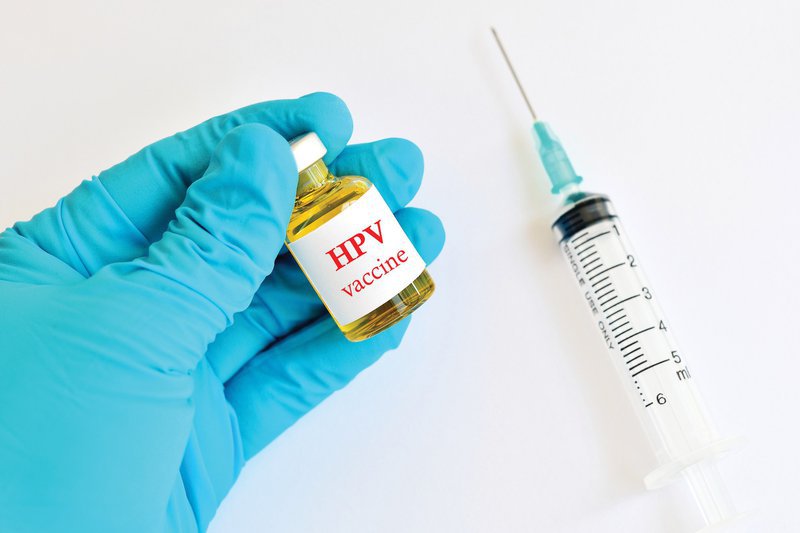 Từ năm 2026 sẽ có vaccine tiêm phòng ung thư cổ tử cung miễn phí cho trẻ em gái