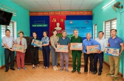 hon 155 ngan san pham vinamilk duoc gui den cho nguoi dan vung lu 3 tinh mien trung