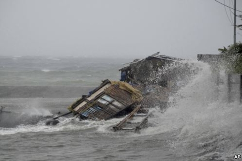 &amp;Iacute;t nhất 1200 người Philippines thiệt mạng v&amp;igrave; b&amp;atilde;o Haiyan