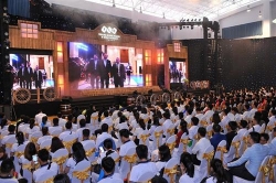 flc quang binh chinh phuc thi truong dia oc phia nam cuoi nam