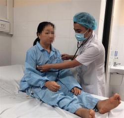 Phát hiện bệnh nhân tổn thương nhiều tạng do bị mò đốt