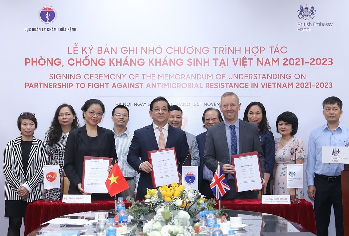 Anh ký kết Hợp tác phòng, chống kháng kháng sinh tại Việt Nam