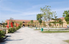 truong thcs yen tien no luc xay dung truong chuan quoc gia