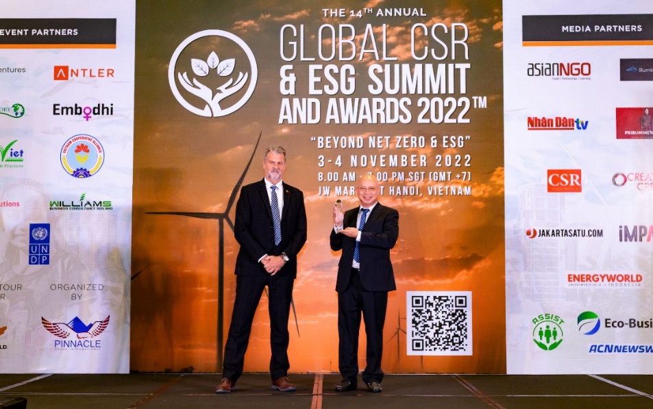 Vinamilk được vinh danh với các giải thưởng lớn trong hội nghị CSR &amp; ESG toàn cầu 2022