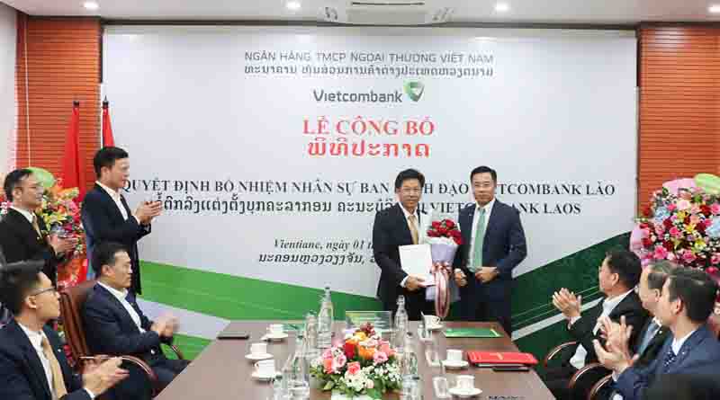 Lễ công bố quyết định về nhân sự Ban lãnh đạo VCB Lào