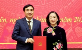 dieu dong ong tran quoc cuong giu chuc bi thu tinh uy dien bien