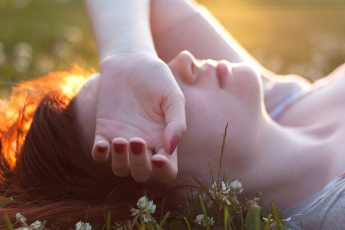 Bị kẻ đi&amp;ecirc;n t&amp;igrave;nh cưỡng hiếp