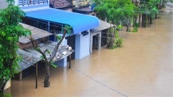mien trung mua lon keo dai nhieu tinh ngap trong bien nuoc