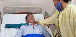 cuu song nguoi dan ong 60 tuoi bi ngo doc ca noc