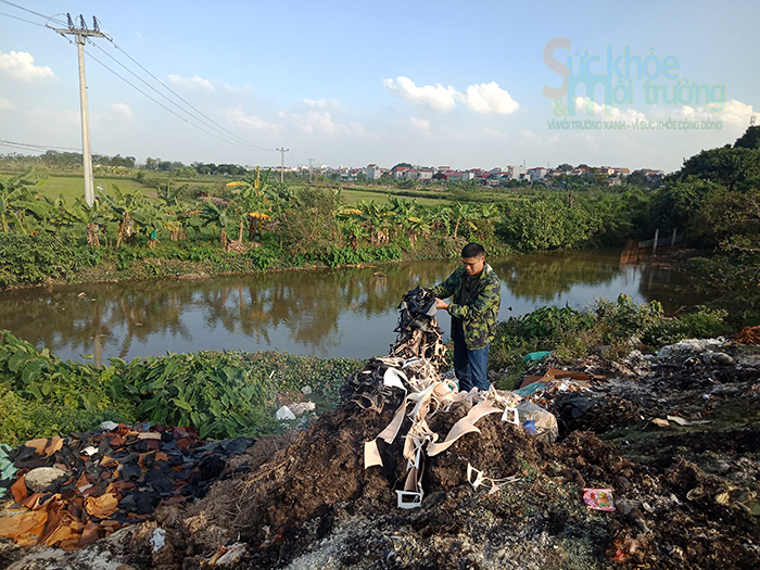 Nỗi lo từ rác thải công nghiệp ở huyện Phú Xuyên, Hà Nội 
