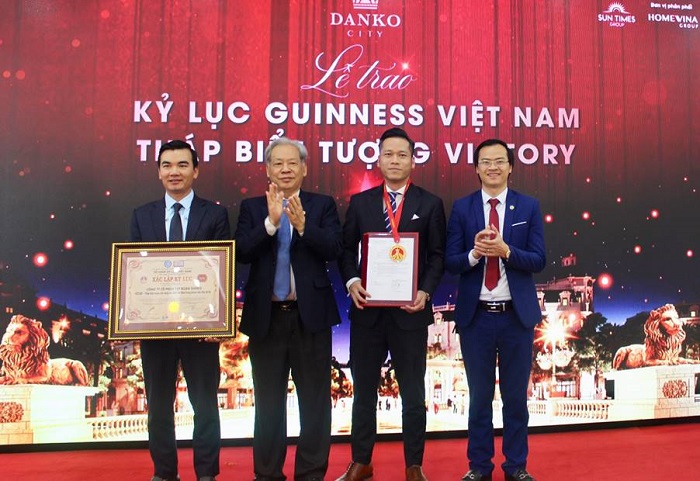 Danko Group đón nhận Kỷ lục Việt Nam: Tháp biểu tượng ánh sáng cao nhất Việt Nam trong khuôn viên khu đô thị