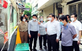 ha noi dich covid 19 van trong tam kiem soat chua phong toa dien rong
