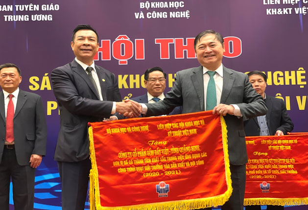 Gốm Đất Việt - đơn vị tiên phong trong việc nghiên cứu, sáng tạo và ứng dụng khoa học công nghệ vào sản xuất