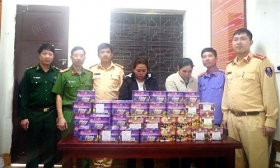 nghe an bat doi tuong 9x cam dau duong day van chuyen phao no tu nuoc ngoai ve viet nam