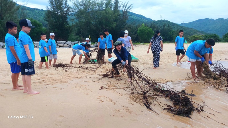 Tạp chí Tài nguyên và Môi trường trao giải cuộc thi ảnh “Hành động vì đại dương xanh”